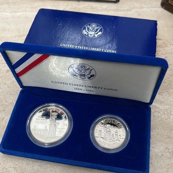 USA Ellis Island 1986 Liberty Half Dollar Silver Dollar W COA 90% SILVER - Picture 11 of 14